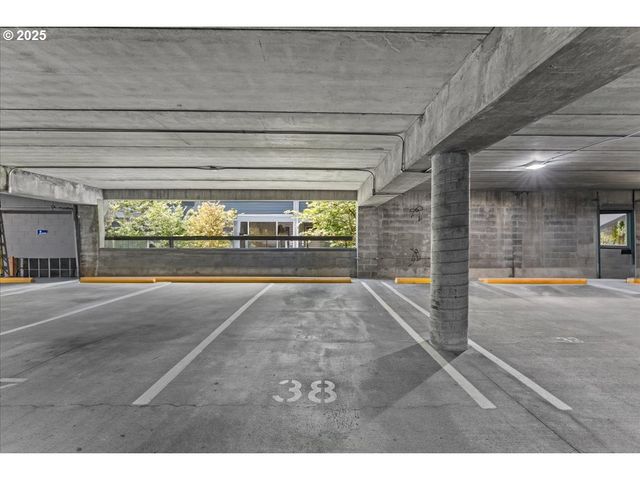 525 Se MARION St 21, Portland, OR 97202