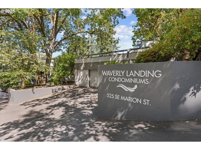 525 Se MARION St 21, Portland, OR 97202