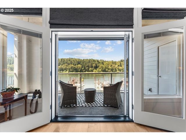 525 Se MARION St 21, Portland, OR 97202