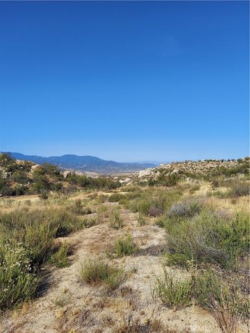 3 Dove Dr, Aguanga, CA 92536