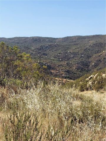 3 Dove Dr, Aguanga, CA 92536
