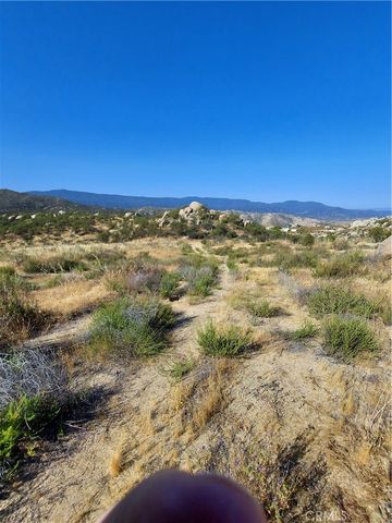3 Dove Dr, Aguanga, CA 92536