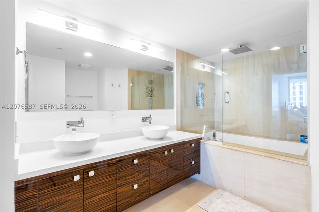 5875 Collins Ave 903, Miami Beach, FL 33140