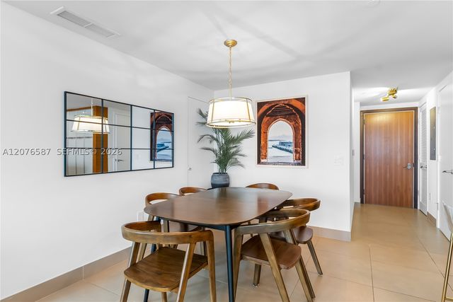 5875 Collins Ave 903, Miami Beach, FL 33140