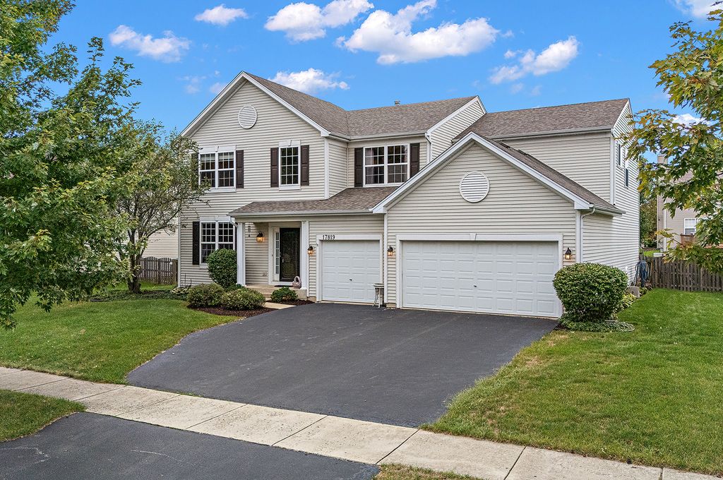 17819 S Alta Drive, Lockport, IL 60441 — photo 2
