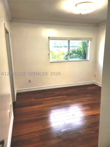 3525 E Fairview St, Miami, FL 33133