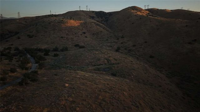 17 Carrollton Court, Palmdale, CA 93550