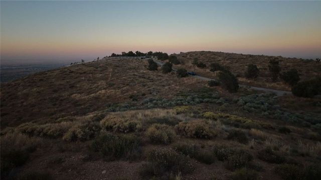 17 Carrollton Court, Palmdale, CA 93550