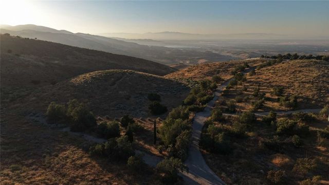 17 Carrollton Court, Palmdale, CA 93550
