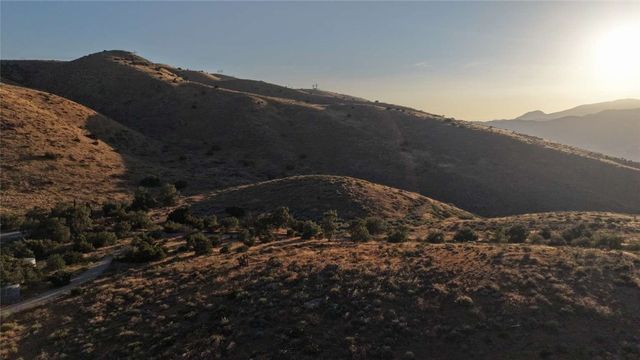 17 Carrollton Court, Palmdale, CA 93550