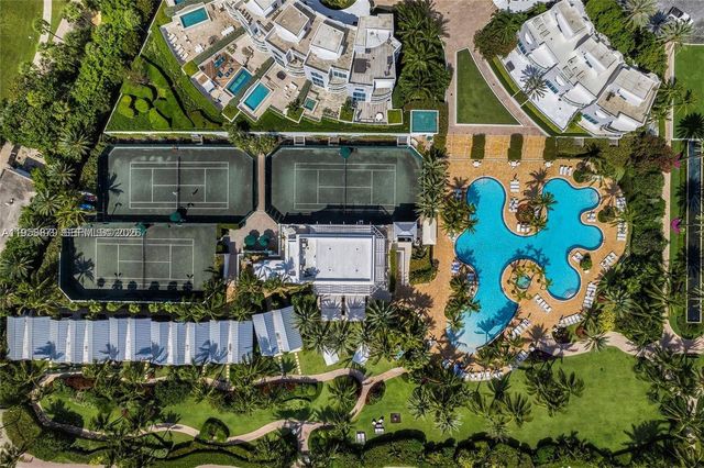 100 S Pointe Dr TH-13, Miami Beach, FL 33139