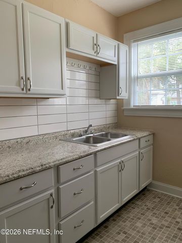 2062 POST Street 2, Jacksonville, FL 32207