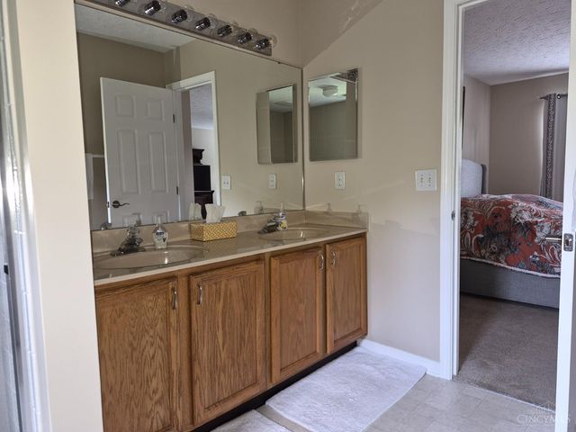 2818 Orchardpark Drive, Green Twp, OH 45239