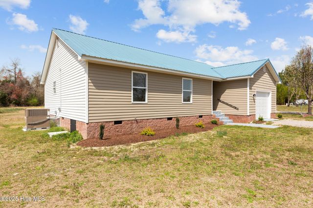 6179 Nc Highway 91, Walstonburg, NC 27888