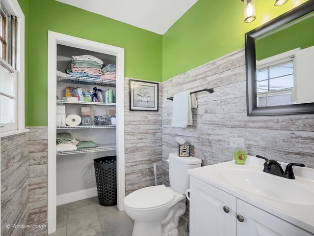 266 Marilyn Avenue, Glendale Heights, IL 60139