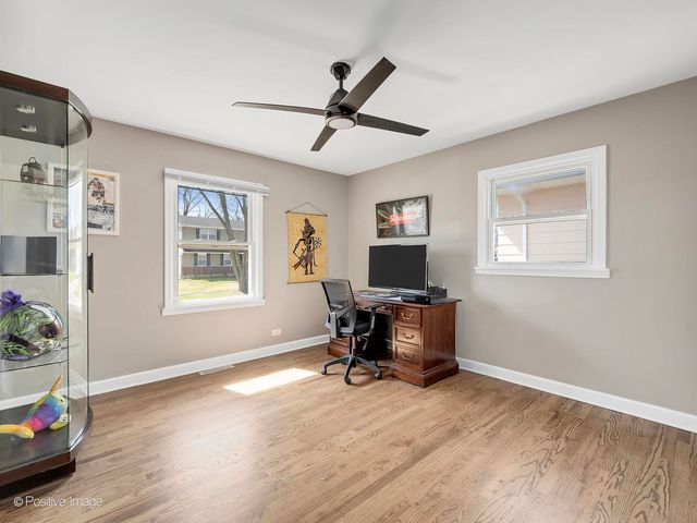 266 Marilyn Avenue, Glendale Heights, IL 60139