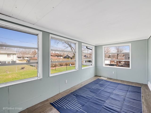 266 Marilyn Avenue, Glendale Heights, IL 60139