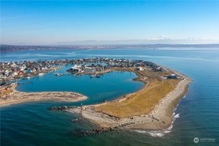 3902 Saltspring Drive, Ferndale, WA 98248