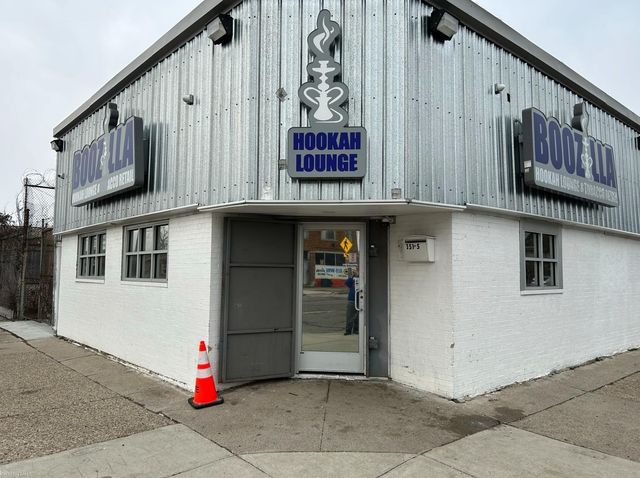 15125 Harper Avenue, Detroit, MI 48224