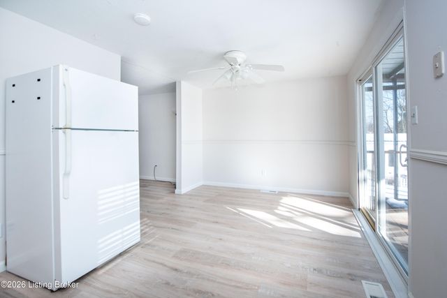 417 Saguaro Dr, Louisville, KY 40229