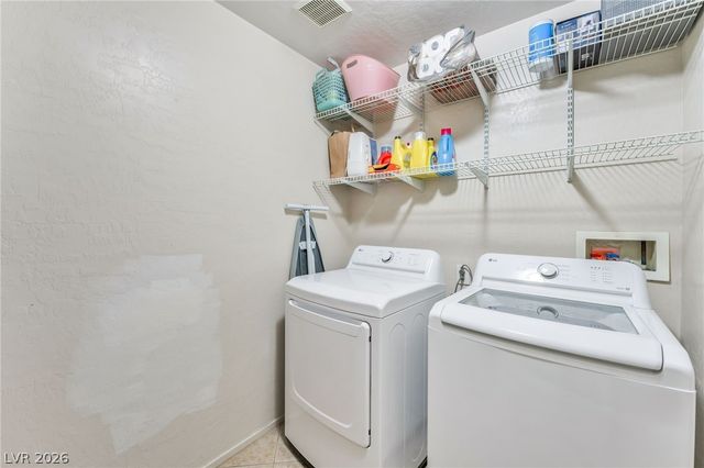 8252 Celina Hills Street, Las Vegas, NV 89131