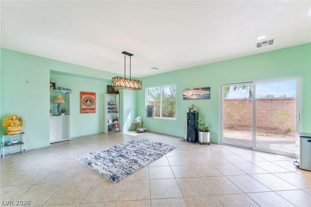 8252 Celina Hills Street, Las Vegas, NV 89131