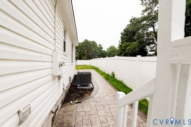 1503 Sunnyside Ave, Hopewell, VA 23860