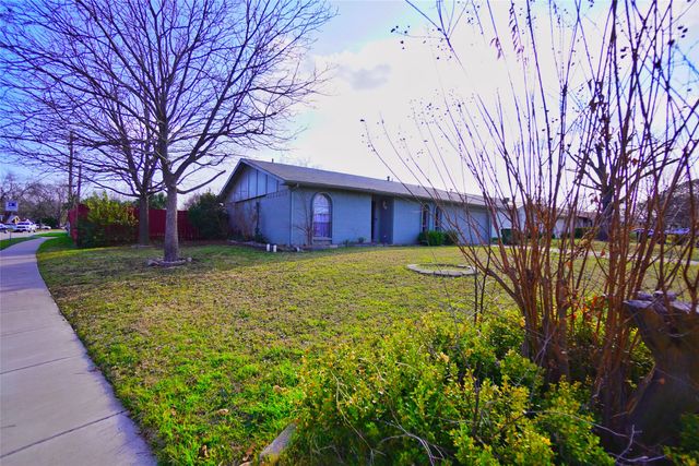 2112 Overglen Drive, Plano, TX 75074