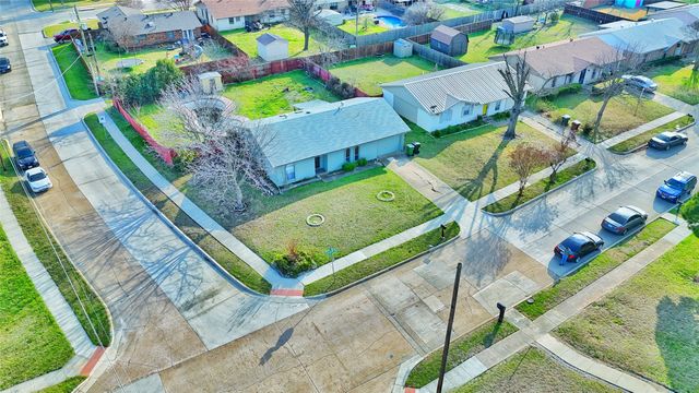 2112 Overglen Drive, Plano, TX 75074