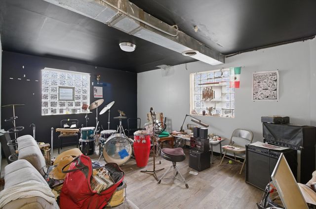 2620 S Central Park Avenue, Chicago, IL 60623