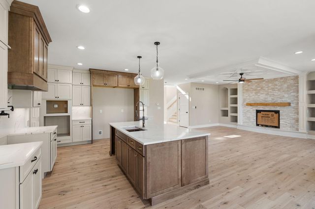 10059 Lilac Cove, St. John, IN 46373