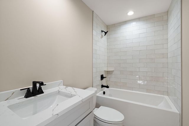 10059 Lilac Cove, St. John, IN 46373