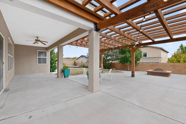 2818 Cipres Lane SE, Rio Rancho, NM 87124