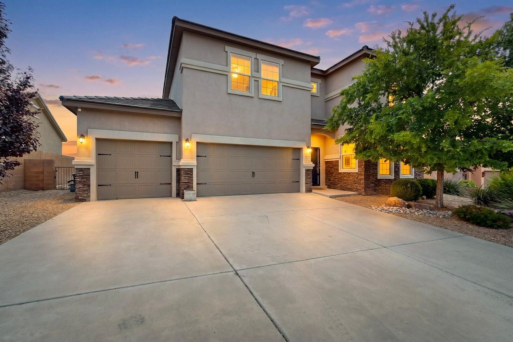 2818 Cipres Lane SE, Rio Rancho, NM 87124