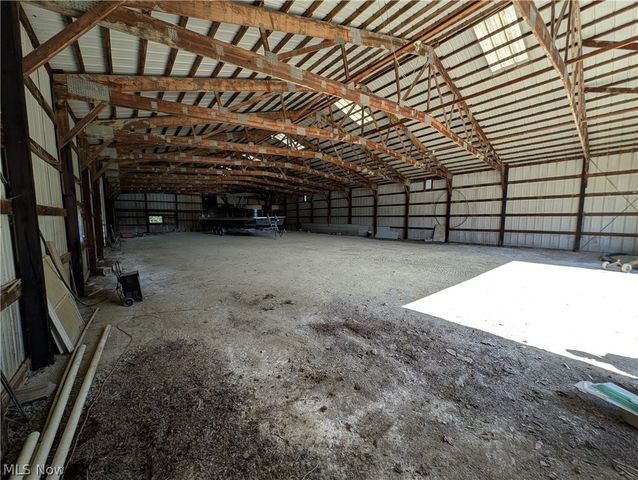 16474 Palmyra Road, Lake Milton, OH 44429