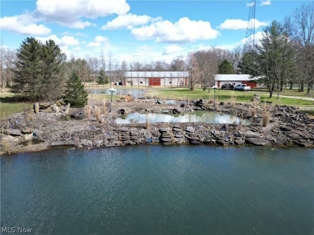 16474 Palmyra Road, Lake Milton, OH 44429