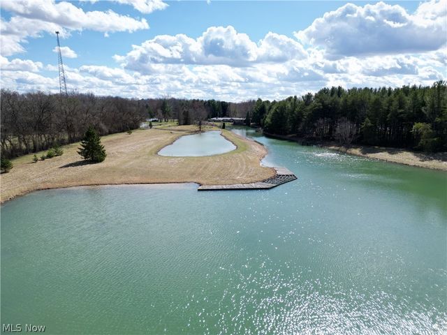 16474 Palmyra Road, Lake Milton, OH 44429