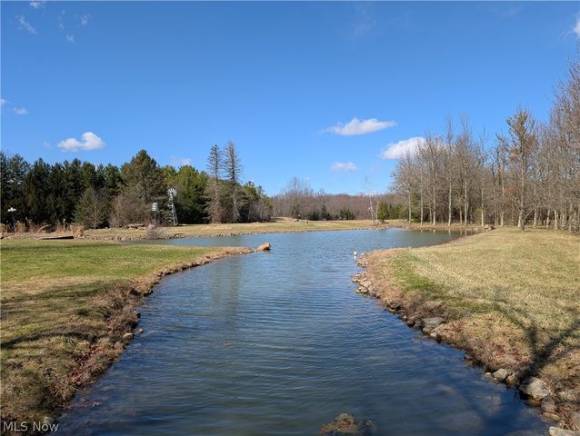 16474 Palmyra Road, Lake Milton, OH 44429