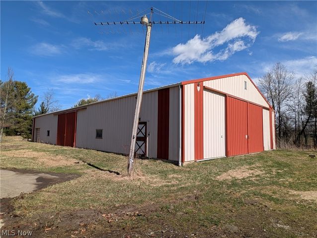 16474 Palmyra Road, Lake Milton, OH 44429