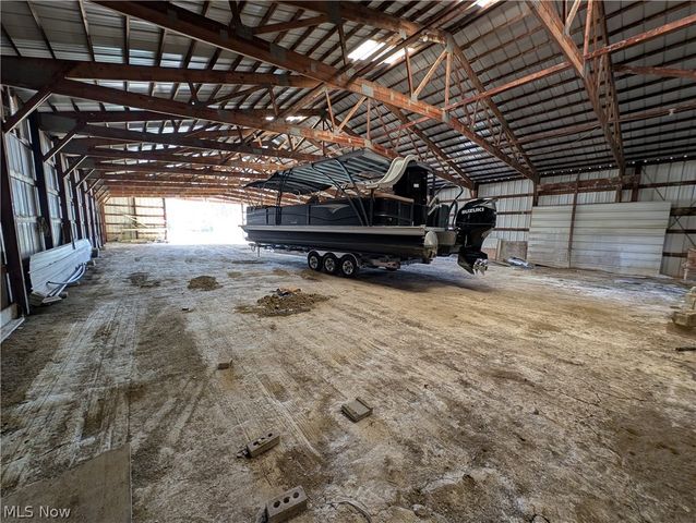 16474 Palmyra Road, Lake Milton, OH 44429