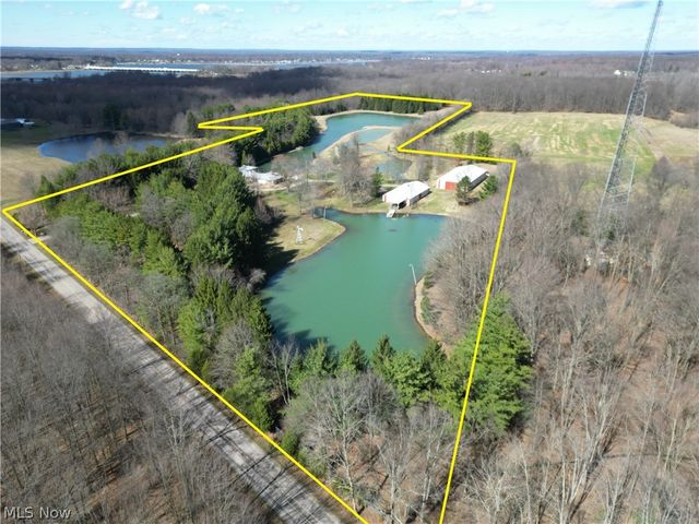 16474 Palmyra Road, Lake Milton, OH 44429