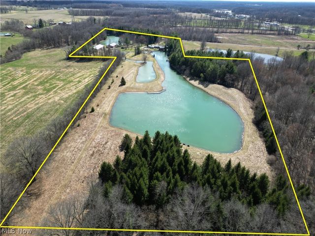 16474 Palmyra Road, Lake Milton, OH 44429