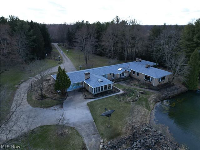 16474 Palmyra Road, Lake Milton, OH 44429