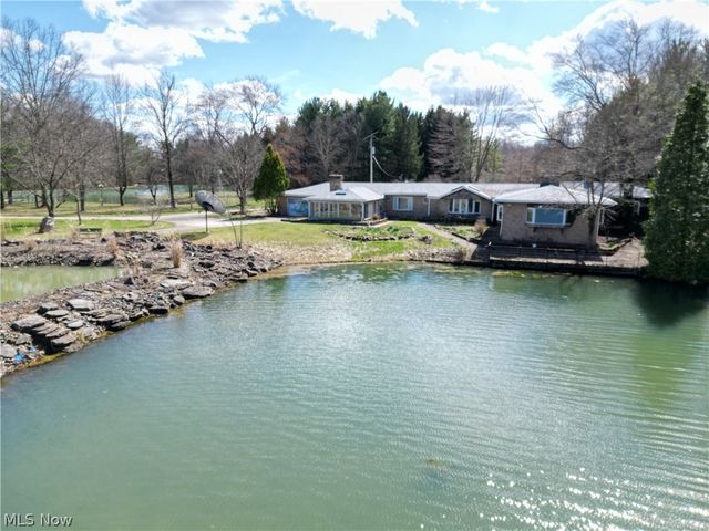 16474 Palmyra Road, Lake Milton, OH 44429