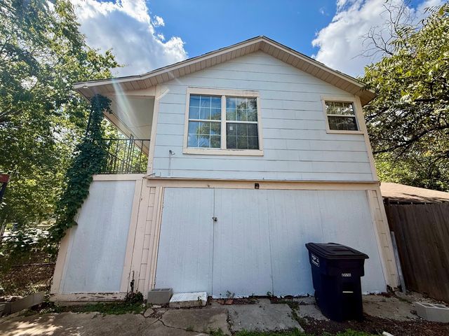 2946 Lipscomb Street, Fort Worth, TX 76110