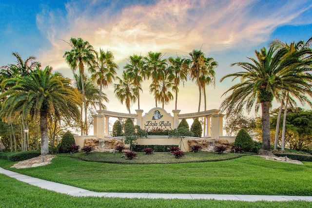 9466 Campi Drive, Lake Worth, FL 33467