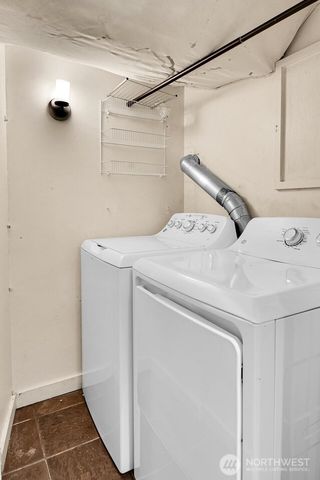 1512 10th Avenue W, Seattle, WA 98119