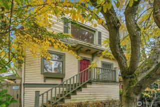 1512 10th Avenue W, Seattle, WA 98119