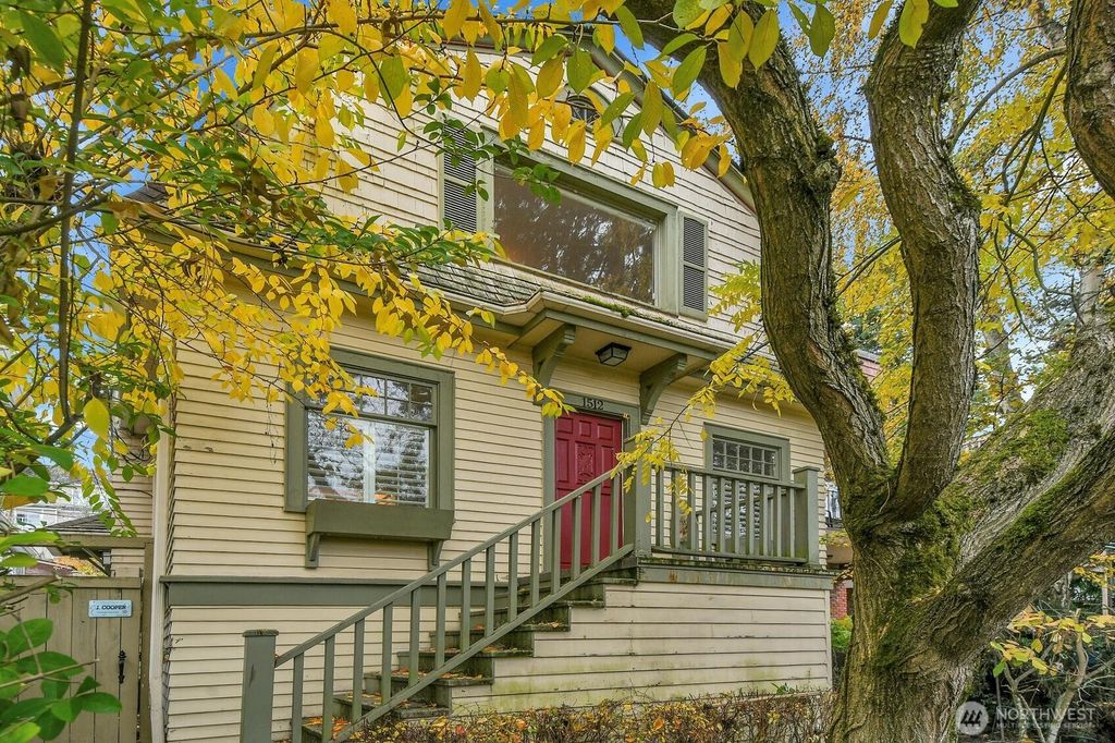 1512 10th Avenue W, Seattle, WA 98119