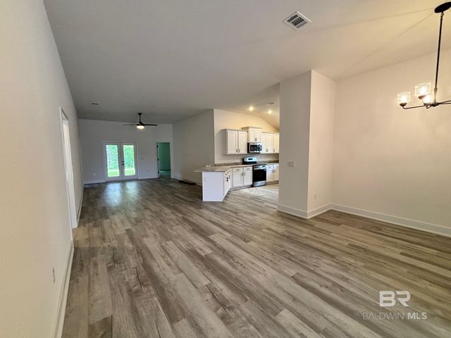 632 Mayflower Drive, Foley, AL 36535